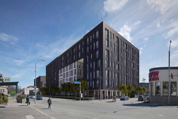 Vitmore Pittsburgh, PA with kitchen cabinets by Urban Homes