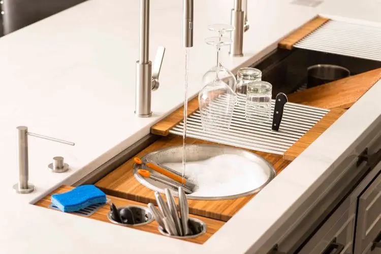 The New Generation of Kitchen Sinks